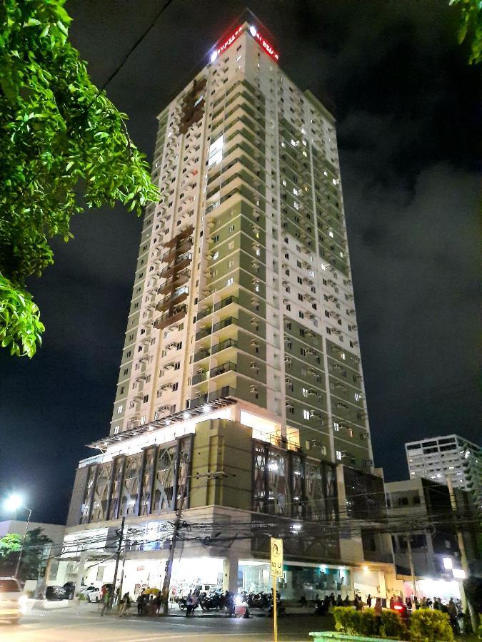 1809 Sunvida Tower Condo Across Sm City Cebu Eksteriør bilde
